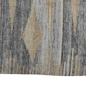 HomeRoots 4' Hand-Woven Abstract Area Rug in Gray, Black, and Brown with Timeless Fringe for Stylish Spaces 8' X 10' 512454