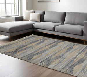 HomeRoots 4' Hand-Woven Abstract Area Rug in Gray, Black, and Brown with Timeless Fringe for Stylish Spaces 8' X 10' 512454