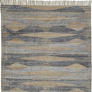 HomeRoots 4' Hand-Woven Abstract Area Rug in Gray, Black, and Brown with Timeless Fringe for Stylish Spaces 9' X 12' 512455