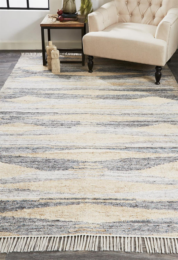 HomeRoots 4' Hand-Woven Abstract Area Rug in Gray, Black, and Brown with Timeless Fringe for Stylish Spaces 9' X 12' 512455