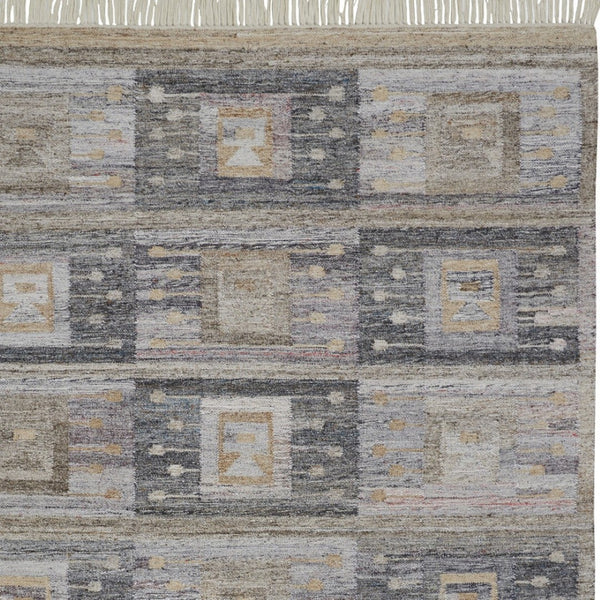 HomeRoots 5' Hand-Woven Geometric Area Rug in Gray, Black & Brown - Stylish, Eco-Friendly, Soft & Durable 5' X 8' 512459
