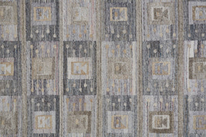 HomeRoots 5' Hand-Woven Geometric Area Rug in Gray, Black & Brown - Stylish, Eco-Friendly, Soft & Durable 5' X 8' 512459