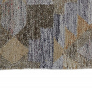 HomeRoots 5'' Gray, Black, and Brown Geometric Hand-Woven Area Rug – Eco-Friendly, Stain-Resistant Design 5' X 8' 512471