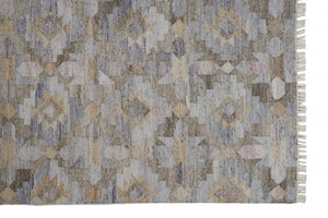 HomeRoots 5'' Gray, Black, and Brown Geometric Hand-Woven Area Rug – Eco-Friendly, Stain-Resistant Design 5' X 8' 512471