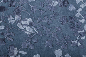 Homeroots 8' Light Blue And Blue Wool Floral Hand Tufted Runner Rug Blue Wool 512543