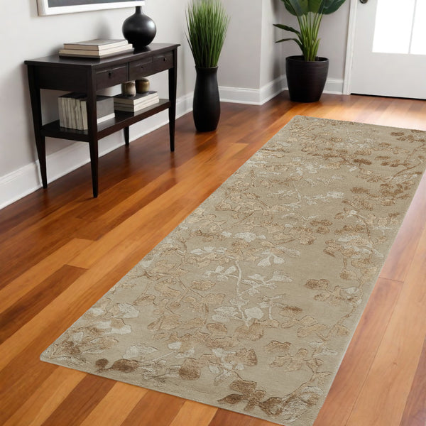 Homeroots 8' Ivory Tan And Gold Wool Floral Tufted Handmade Runner Rug Ivory,Tan,Gold Wool 512549