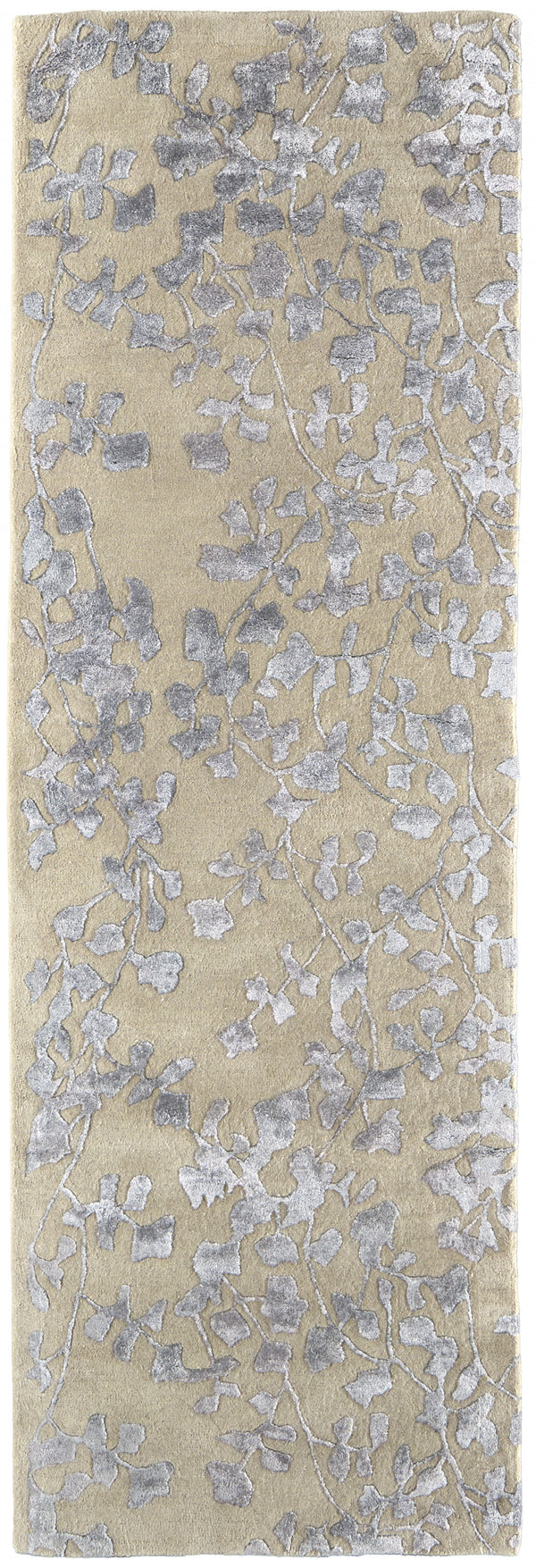 Homeroots 8' Tan And Gray Wool Floral Hand Tufted Runner Rug Tan,Silver,Gray Wool 512555