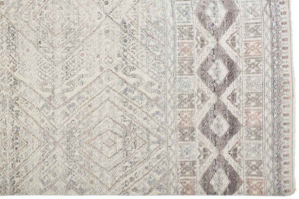 HomeRoots 4' Hand-Knotted Geometric Area Rug in Gray, Ivory & Pink – Perfect for Modern Home Decor Spaces 8' X 10' 512559
