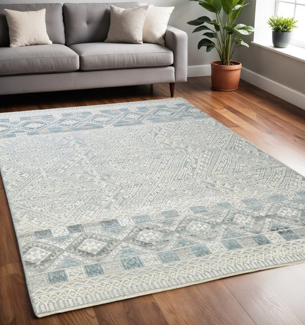 HomeRoots 4' Hand-Knotted Geometric Area Rug in Gray, Ivory & Pink – Perfect for Modern Home Decor Spaces 5' X 8' 512573