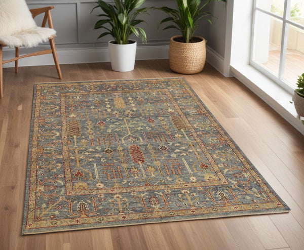 HomeRoots 4' Timeless Gray and Ivory Wool Floral Hand-Knotted Area Rug with Fringed Elegance for Any Space 4' x 6' 512588