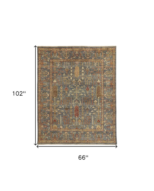 HomeRoots 4' Timeless Gray and Ivory Wool Floral Hand-Knotted Area Rug with Fringed Elegance for Any Space 5' x 8' 512589