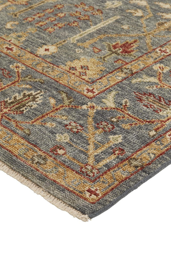 HomeRoots 4' Timeless Gray and Ivory Wool Floral Hand-Knotted Area Rug with Fringed Elegance for Any Space 10' x 13' 512592