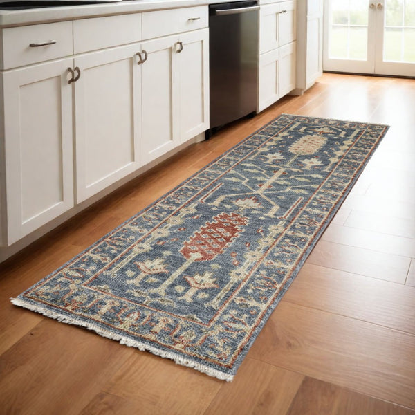 HomeRoots 4' Timeless Gray and Ivory Wool Floral Hand-Knotted Area Rug with Fringed Elegance for Any Space 8' Runner 512593