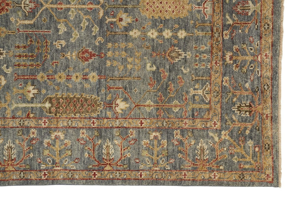 HomeRoots 4' Timeless Gray and Ivory Wool Floral Hand-Knotted Area Rug with Fringed Elegance for Any Space 12' X 15' 512594