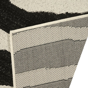 Capel Rugs Cape Town Organic Abstract Animal Print Rug For Indoor/Outdoor Use – Durable & Easy Care Design Black, White 100% Olefin 5126rs05030706350