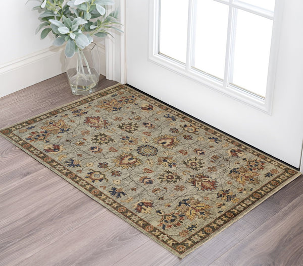 HomeRoots 4' Hand-Knotted Gray and Ivory Wool Oriental Area Rug with Fringed Edges for Timeless Elegance 2' X 3' 512627