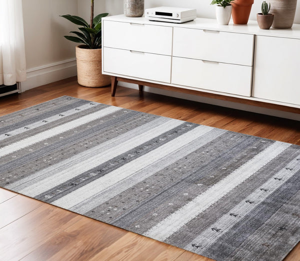 HomeRoots 4' Hand-Knotted Wool Striped Area Rug in Gray, Silver, and Black – Stain-Resistant, Durable Design 4' X 6' 512670