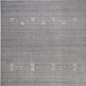 HomeRoots 4' Gray and Ivory Hand-Knotted Wool Oriental Shag Rug – Soft, Durable, and Stylish for Any Room 4' X 6' 512688