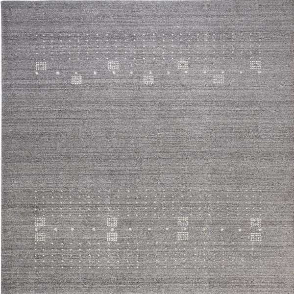 HomeRoots 4' Gray and Ivory Hand-Knotted Wool Oriental Shag Rug – Soft, Durable, and Stylish for Any Room 4' X 6' 512688