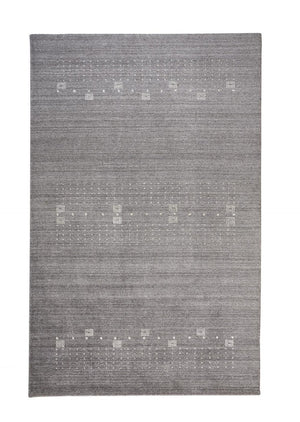 HomeRoots 4' Gray and Ivory Hand-Knotted Wool Oriental Shag Rug – Soft, Durable, and Stylish for Any Room 4' X 6' 512688