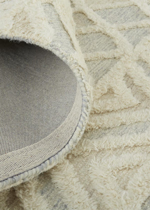 Homeroots 5' X 8' Ivory Blue And Tan Wool Geometric Tufted Handmade Stain Resistant Area Rug  Wool 512768