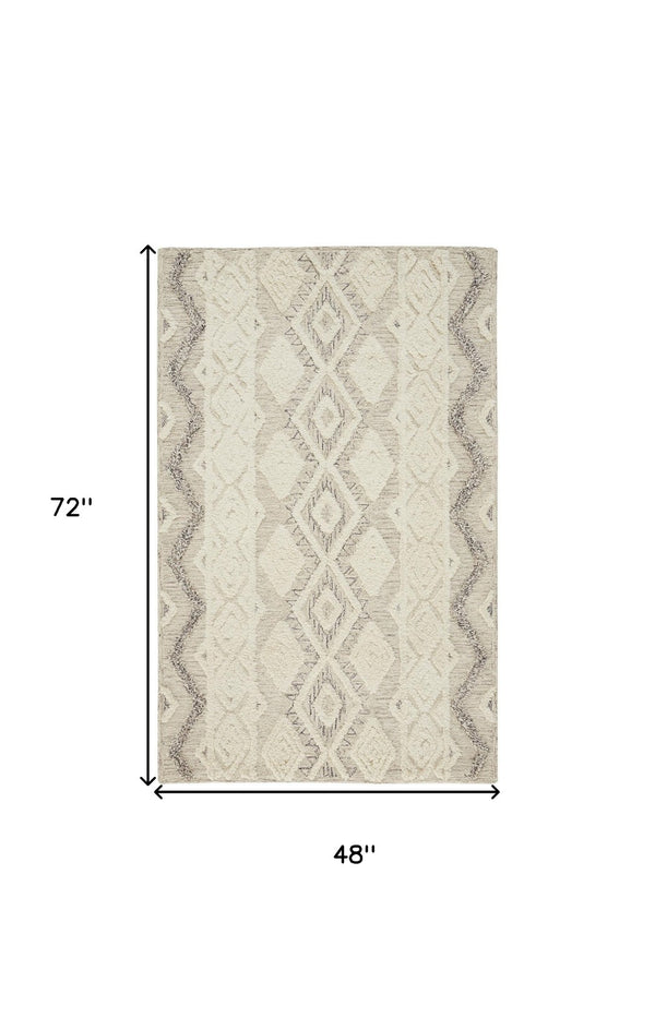 HomeRoots 4' Handmade Wool Area Rug with Geometric Pattern - Stain-Resistant, Durable, Modern Home Decor 4' X 6' 512774