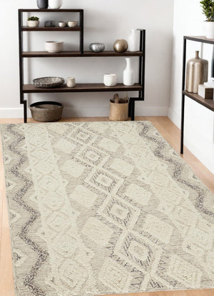HomeRoots 4' Handmade Wool Area Rug with Geometric Pattern - Stain-Resistant, Durable, Modern Home Decor 4' X 6' 512774