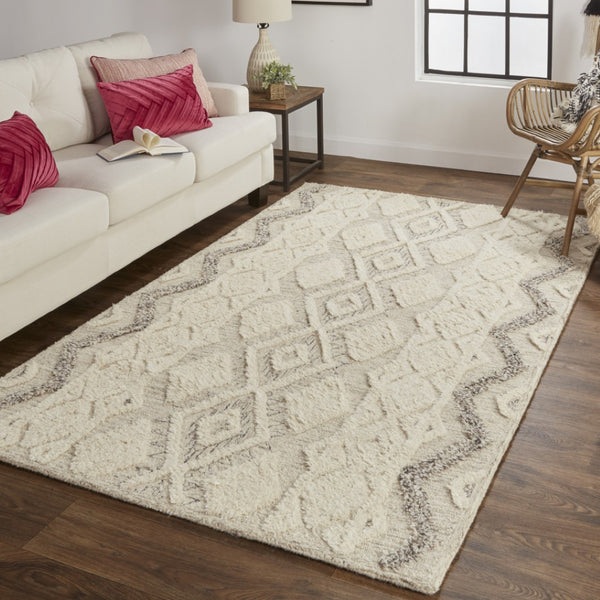 HomeRoots 4' Handmade Wool Area Rug with Geometric Pattern - Stain-Resistant, Durable, Modern Home Decor 5' X 8' 512775