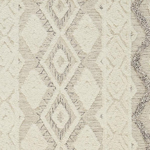 HomeRoots 4' Handmade Wool Area Rug with Geometric Pattern - Stain-Resistant, Durable, Modern Home Decor 8' X 10' 512776