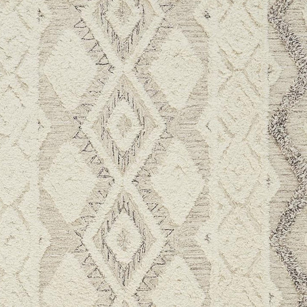 HomeRoots 4' Handmade Wool Area Rug with Geometric Pattern - Stain-Resistant, Durable, Modern Home Decor 8' X 10' 512776