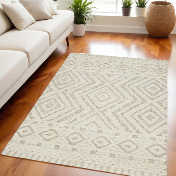 HomeRoots 4' Modern Ivory and Tan Geometric Wool Area Rug - Handmade, Stain-Resistant, Perfect for Family Spaces! 5' X 8' 512796