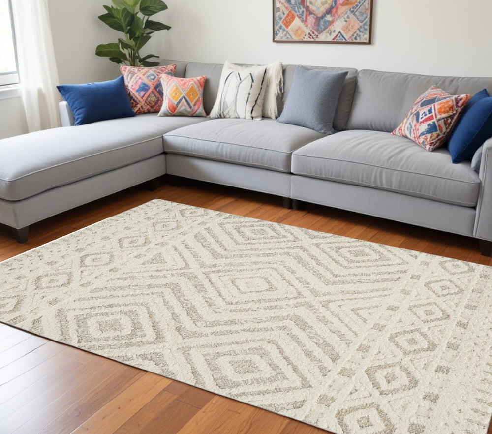 HomeRoots 4' Modern Ivory and Tan Geometric Wool Area Rug - Handmade, Stain-Resistant, Perfect for Family Spaces! 8' X 10' 512797