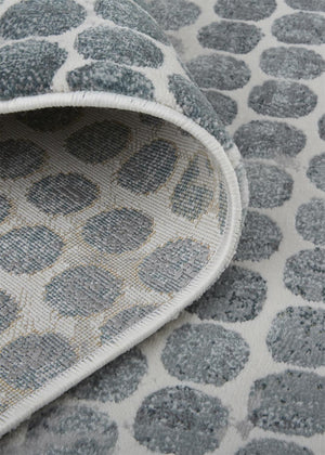 Homeroots 8' Blue And Gray Polka Dots Distressed Stain Resistant Runner Rug  Polypropylene 512891