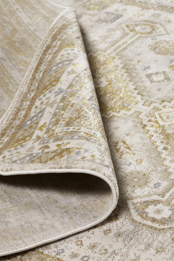 HomeRoots 4' Elegant Gold and Ivory Floral Area Rug - Non-Skid, Soft, Low-Profile Design for Any Room 4' X 6' 512977