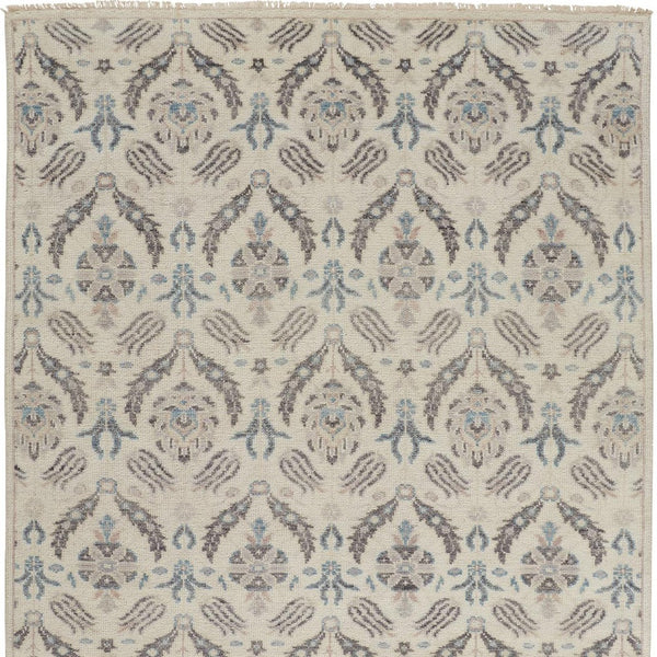 Homeroots 4' X 6' Gray And Ivory Wool Floral Hand Knotted Area Rug  Wool 513094
