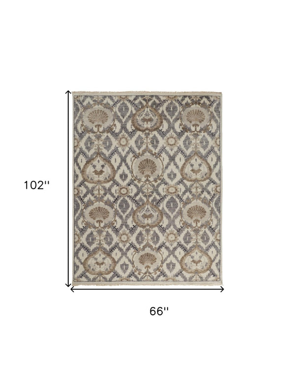 HomeRoots 4' Elegant Gray and Ivory Floral Hand-Knotted Wool Area Rug for Timeless Home Comfort and Style 5' X 8' 513103