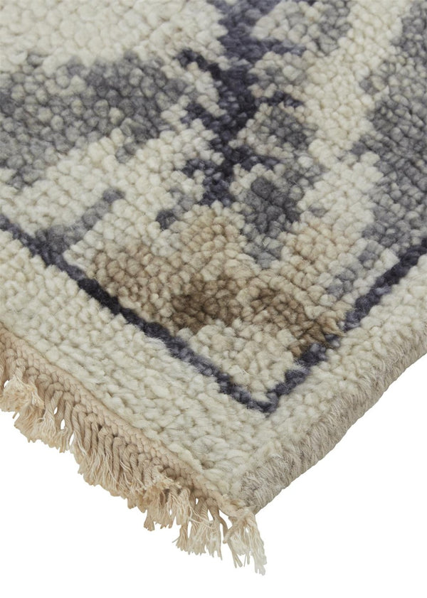 HomeRoots 4' Elegant Gray and Ivory Floral Hand-Knotted Wool Area Rug for Timeless Home Comfort and Style 10' X 13' 513106