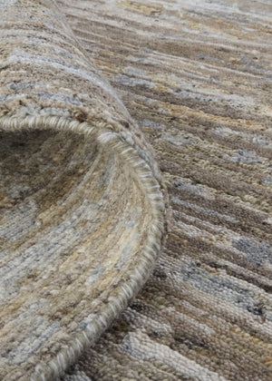 HomeRoots 4' Contemporary Hand-Knotted Wool Area Rug in Brown and Ivory - Unique Abstract Design for Any Room 8' Runner 513346