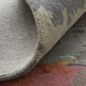 HomeRoots 4' Elegant Hand-Tufted Wool Area Rug with Timeless Ivory and Blue Floral Design for Cozy Spaces 5' X 8' 513390