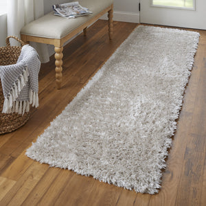 Homeroots 8' Ivory Shag Power Loom Runner Rug Ivory Polypropylene,Polyester 513418