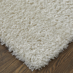 Homeroots 8' X 10' White Shag Power Loom Stain Resistant Area Rug White Polyester 513444