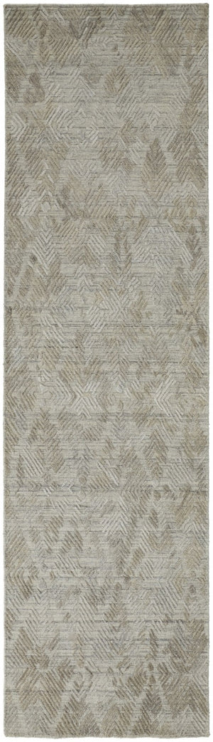HomeRoots 4' Taupe and Gray Abstract Hand Woven Area Rug - Artisan Crafted for Comfort and Style in Any Room 8' Runner 513577
