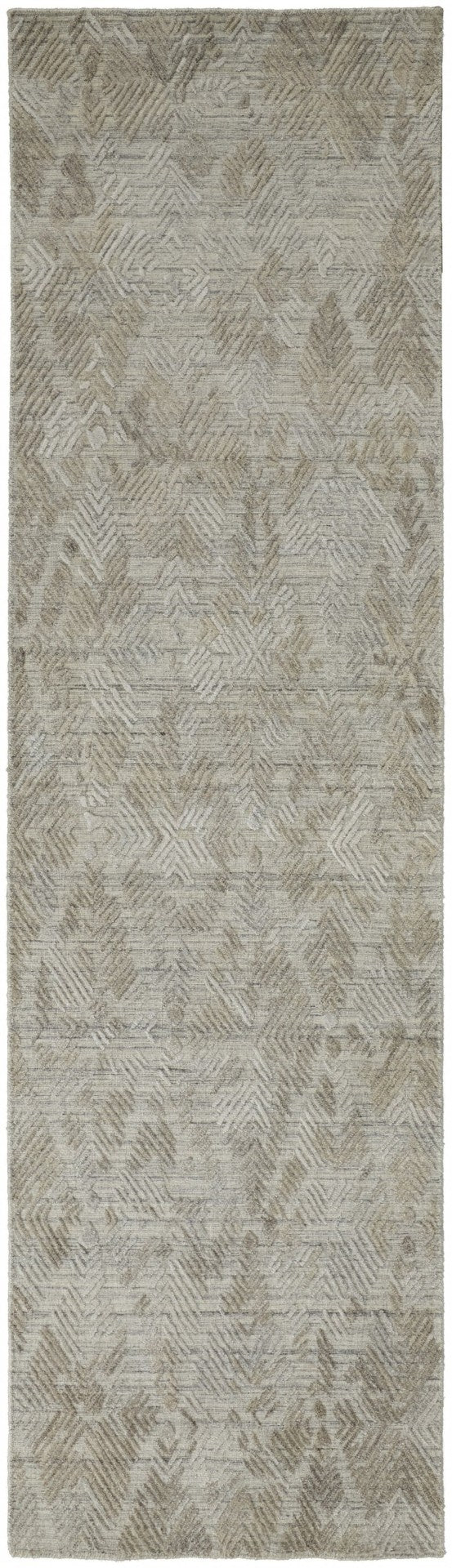 HomeRoots 4' Taupe and Gray Abstract Hand Woven Area Rug - Artisan Crafted for Comfort and Style in Any Room 8' Runner 513577