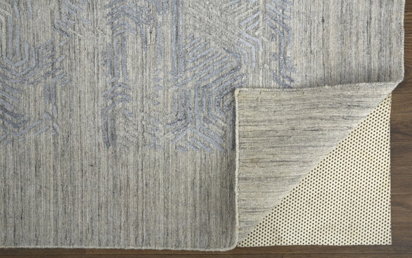 HomeRoots 4' Blue and Gray Abstract Hand Woven Area Rug – Distressed Design for Modern Interior Elegance 4' X 6' 513580
