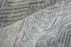 HomeRoots 4' Blue and Gray Abstract Hand Woven Area Rug – Distressed Design for Modern Interior Elegance 8' X 10' 513582