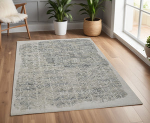 HomeRoots 4' Hand-Woven Blue and Ivory Abstract Area Rug for Modern Coastal Living - Unique Artisan Design 4' X 6' 513598