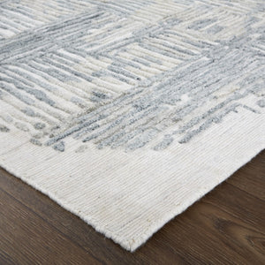 HomeRoots 4' Hand-Woven Blue and Ivory Abstract Area Rug for Modern Coastal Living - Unique Artisan Design 4' X 6' 513598