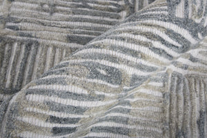 HomeRoots 4' Hand-Woven Blue and Ivory Abstract Area Rug for Modern Coastal Living - Unique Artisan Design 10' Runner 513603