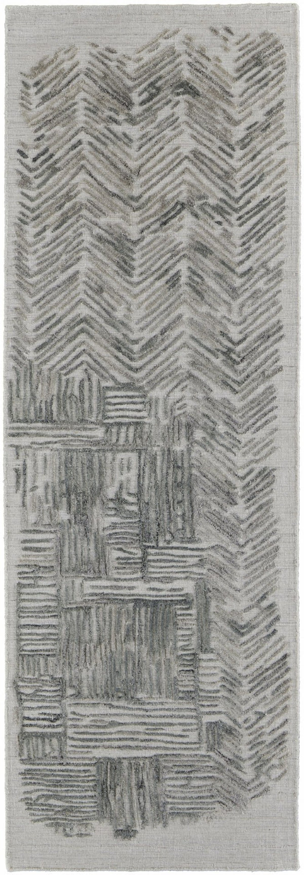 HomeRoots 4' Hand-Woven Blue and Ivory Abstract Area Rug for Modern Coastal Living - Unique Artisan Design 8' Runner 513604