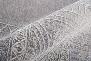 HomeRoots 12' Gray and Ivory Geometric Distressed Area Rug - Stain Resistant, Modern Design for High-Traffic Spaces 12' X 15' 513704